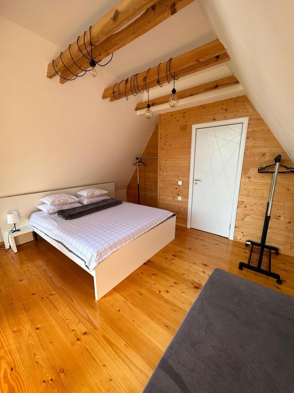 Pine Cabins Златибор Экстерьер фото